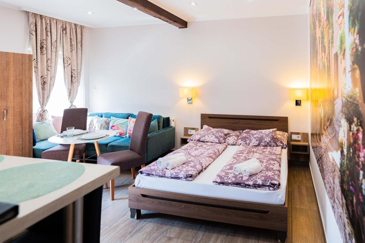 Allium Apartment Makó